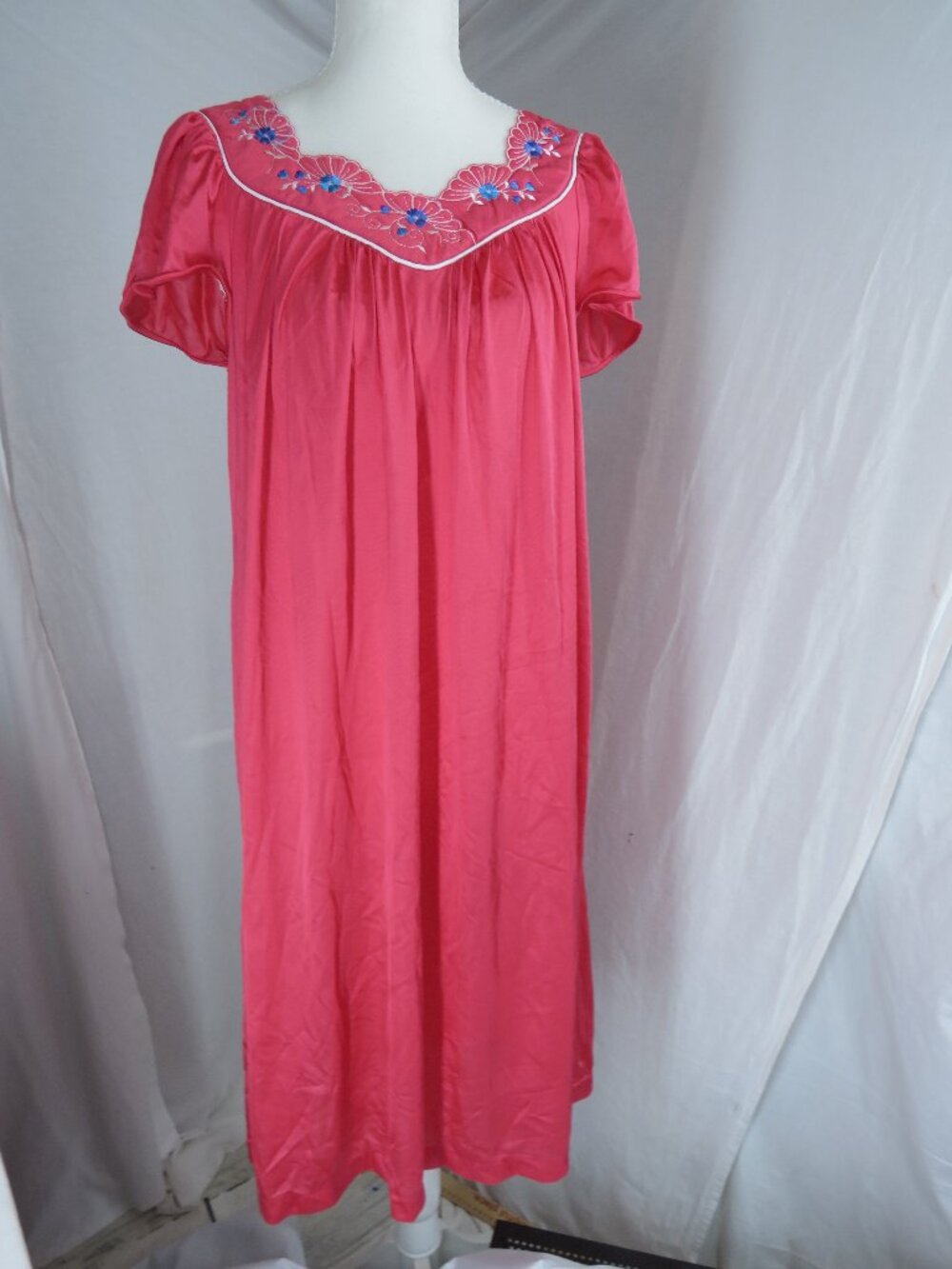 Vintage Vanity Fair Pink Nylon Nightgown – Embroidered Cottagecore Floral Lounge